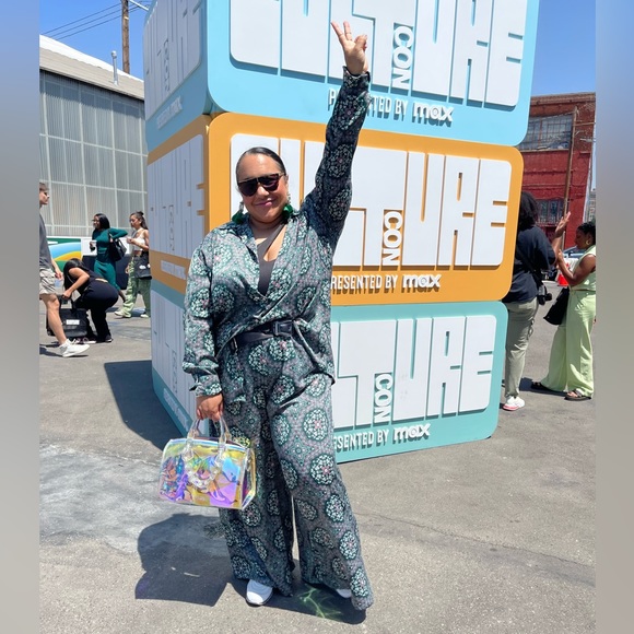 ABOUT ME: @ChiefofStyle (formerly @YBF) - Picture 2 of 5